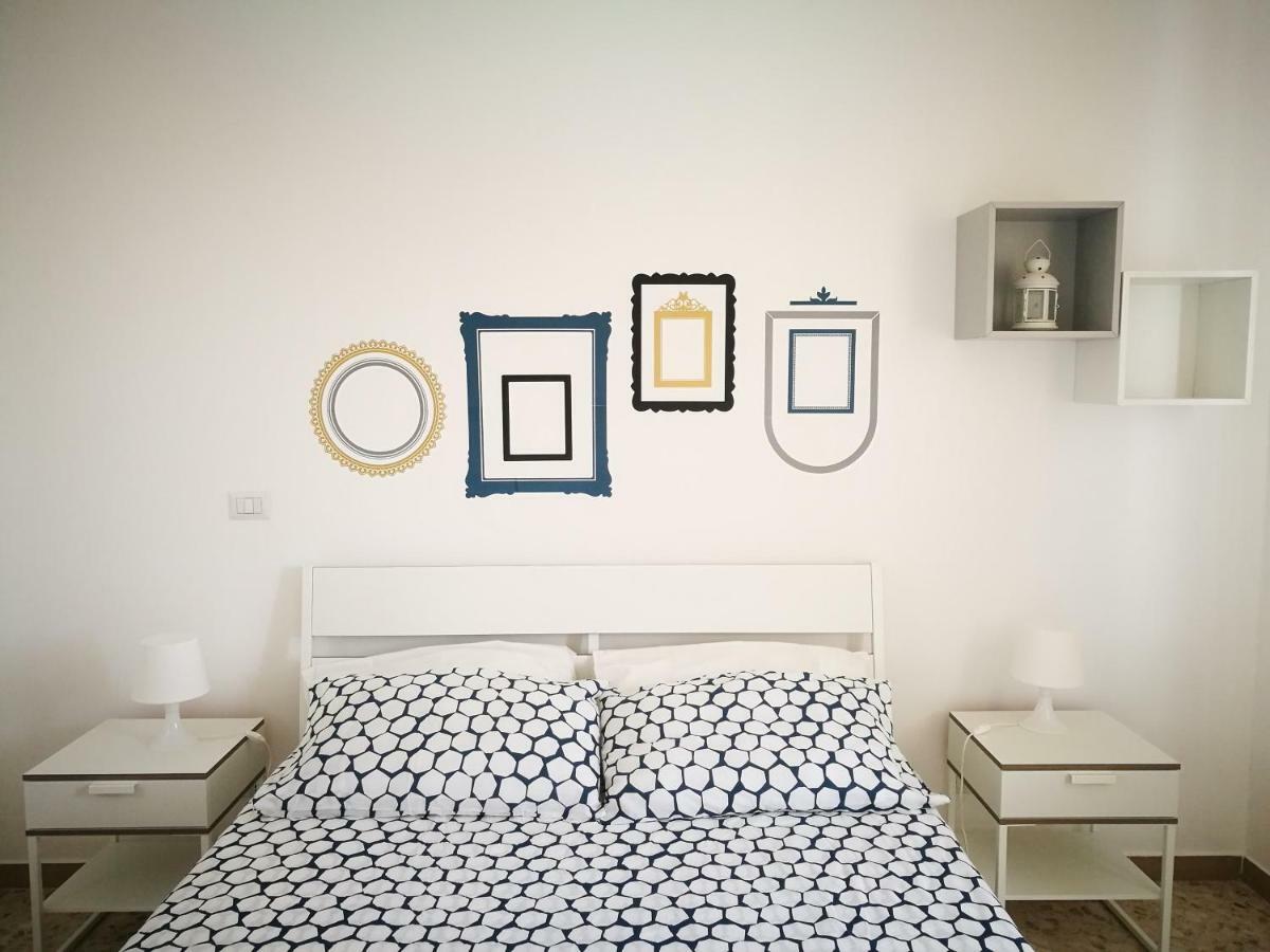 Apartament Simply House In Bari Zewnętrze zdjęcie