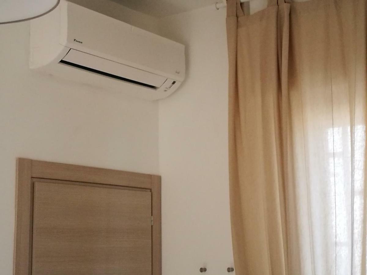 Apartament Simply House In Bari Zewnętrze zdjęcie