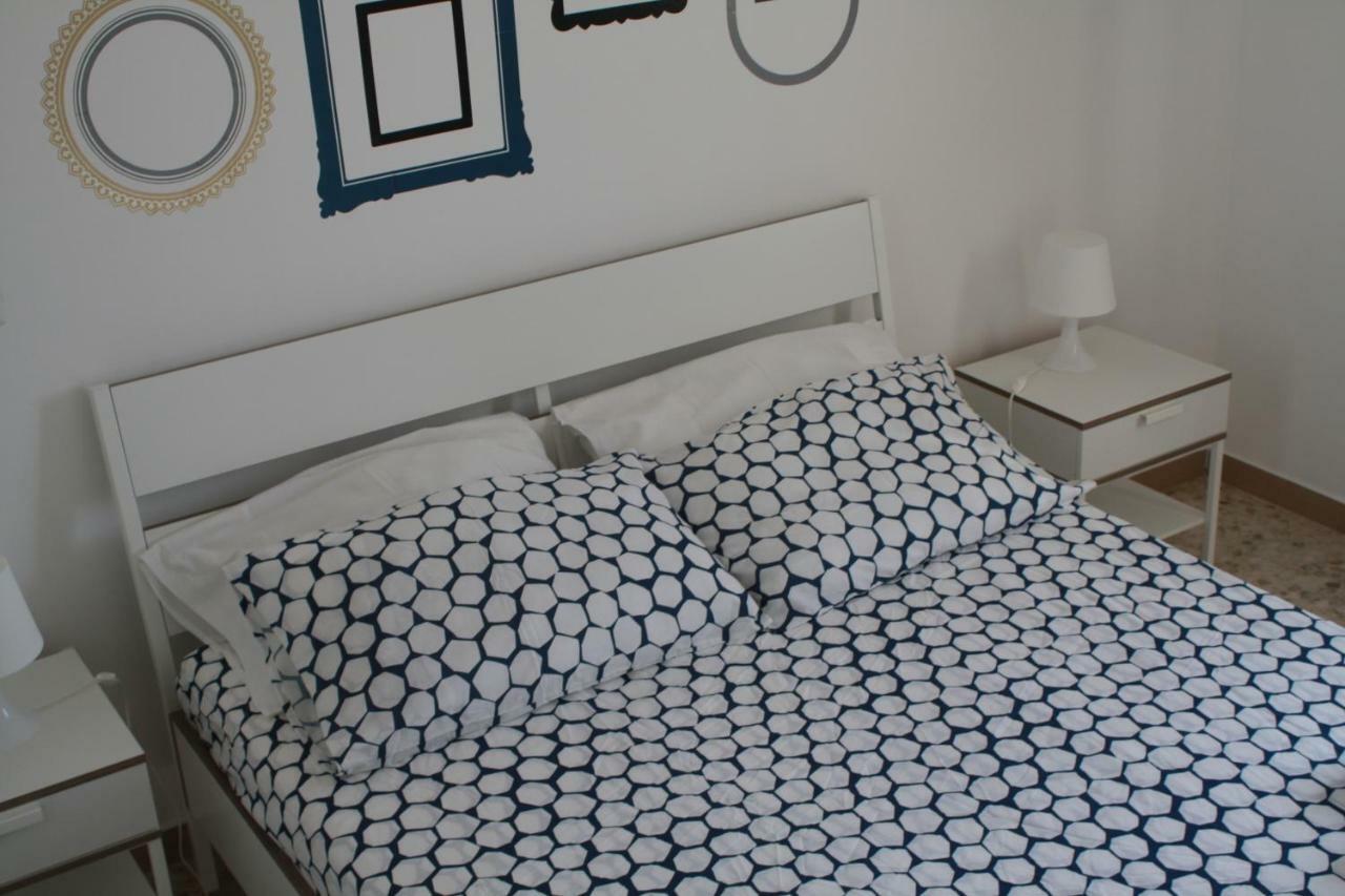 Apartament Simply House In Bari Zewnętrze zdjęcie