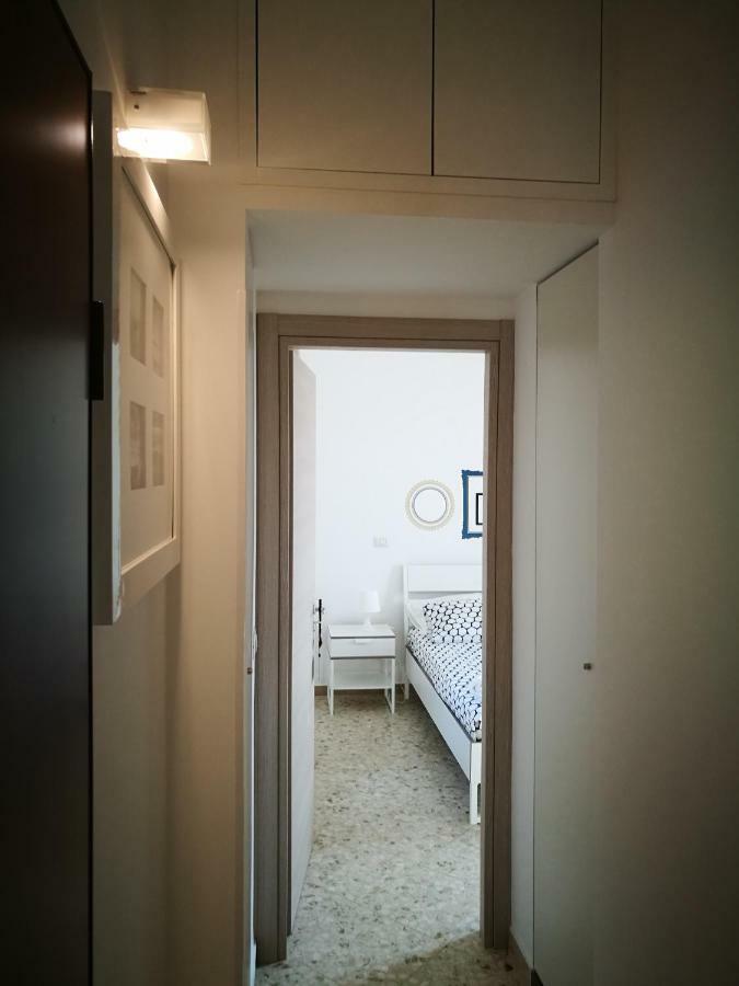 Apartament Simply House In Bari Zewnętrze zdjęcie